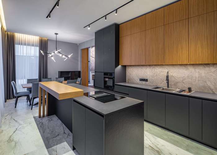 Modern,Interior,Of,Kitchen,In,Luxury,Private,House.,Grey,And